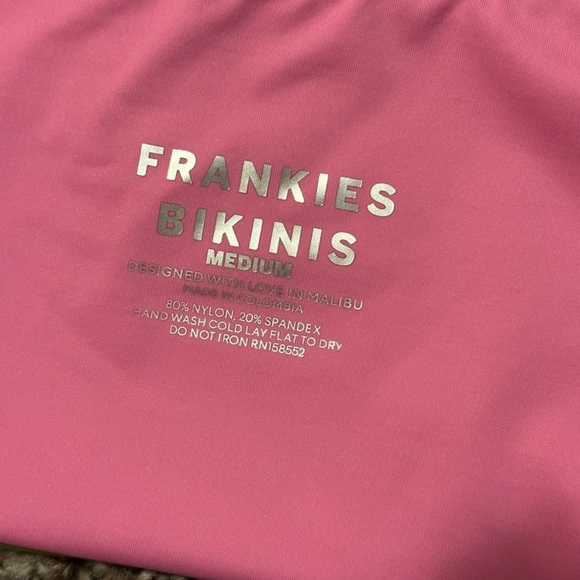 Frankie’s bikini SET - Picture 7 of 7